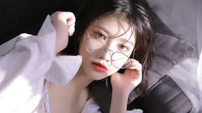 4K Beautiful Asian Girl with Glasses Wallpaper iPhone HD Phone #3290g