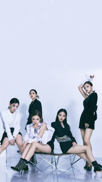 ITZY Checkmate All Members 4K #7261g Wallpaper PC Desktop