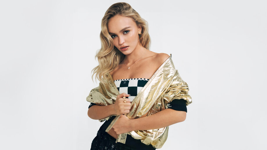 Lily Rose Depp 4K #7843a Wallpaper iPhone Phone